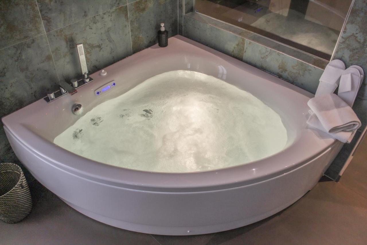 Garda Fantasy - Jacuzzi * Desenzano del Garda